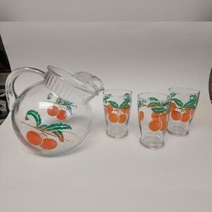 Vintage* Medium Glass Juice Pitcher & 3 Juice Glasses